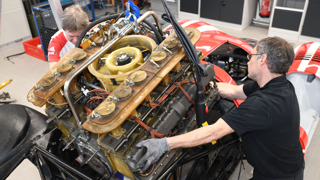 SMALL_high_disassembling_and_restoring_the_917_001_2019_porsche_ag